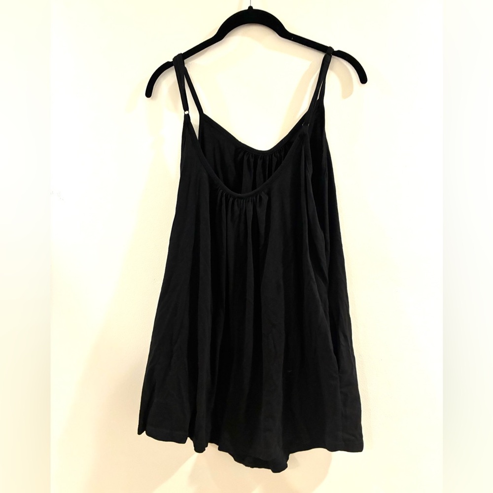 Black Sleeveless Romper - Picture 4 of 7